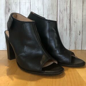 MONSOON Heels Size 40 Ankle Strap Peep Toe Black Pump